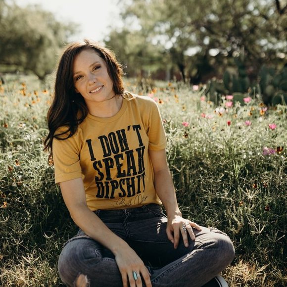 I DON'T SPEAK DIPSHIT Handmade Graphic Tee - Picture 4 of 5